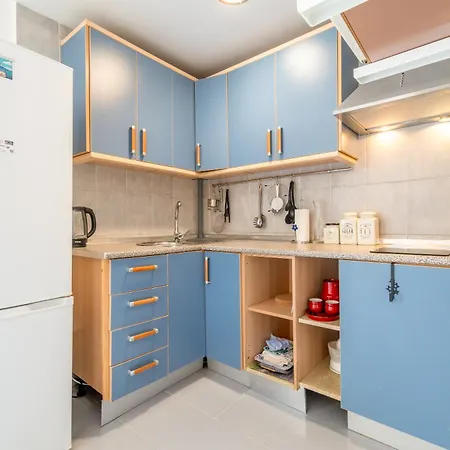Taiko Apartment